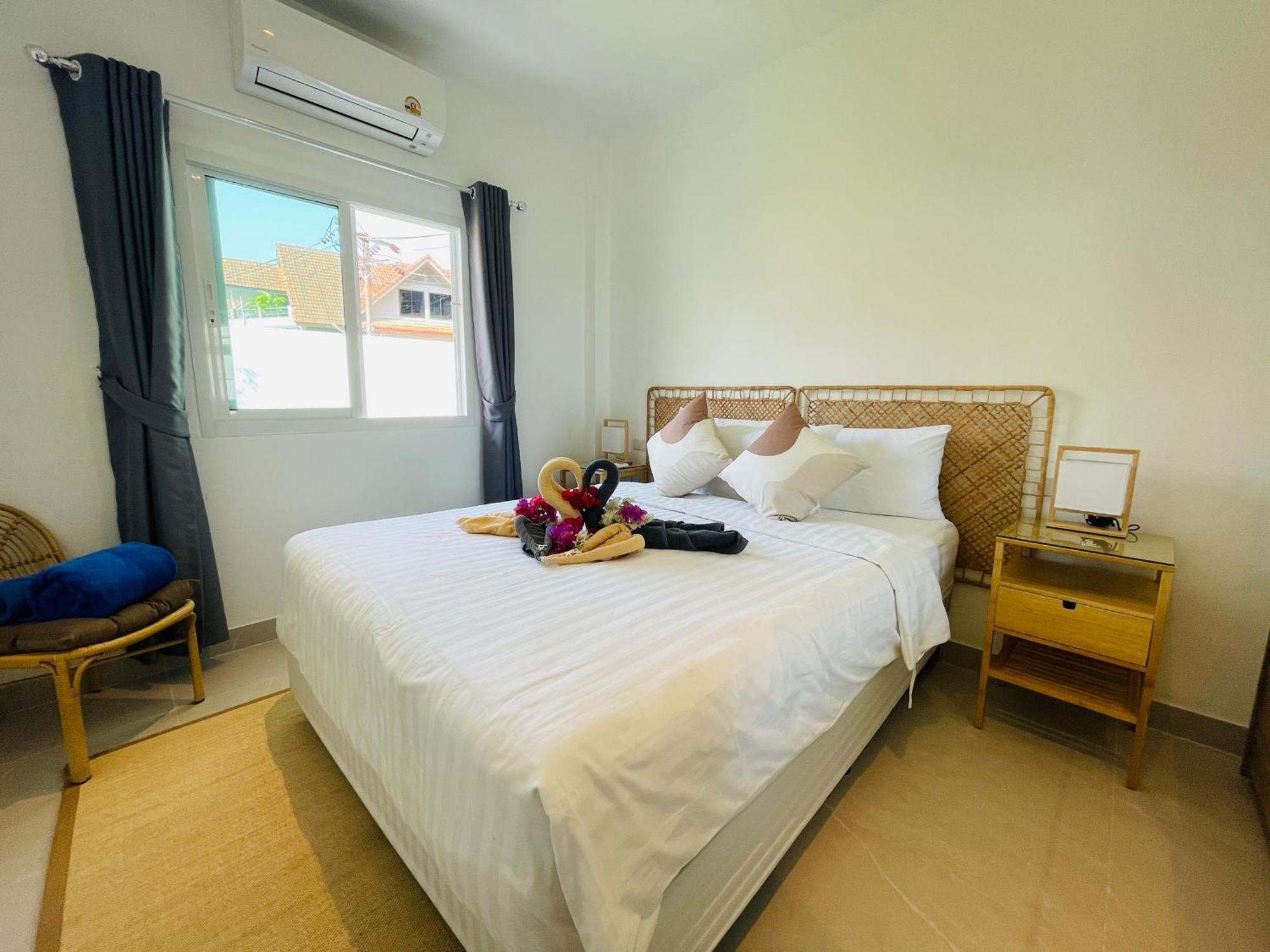 Baan Saint-Tropez Seaview Villas Kata Beach Zewnętrze zdjęcie