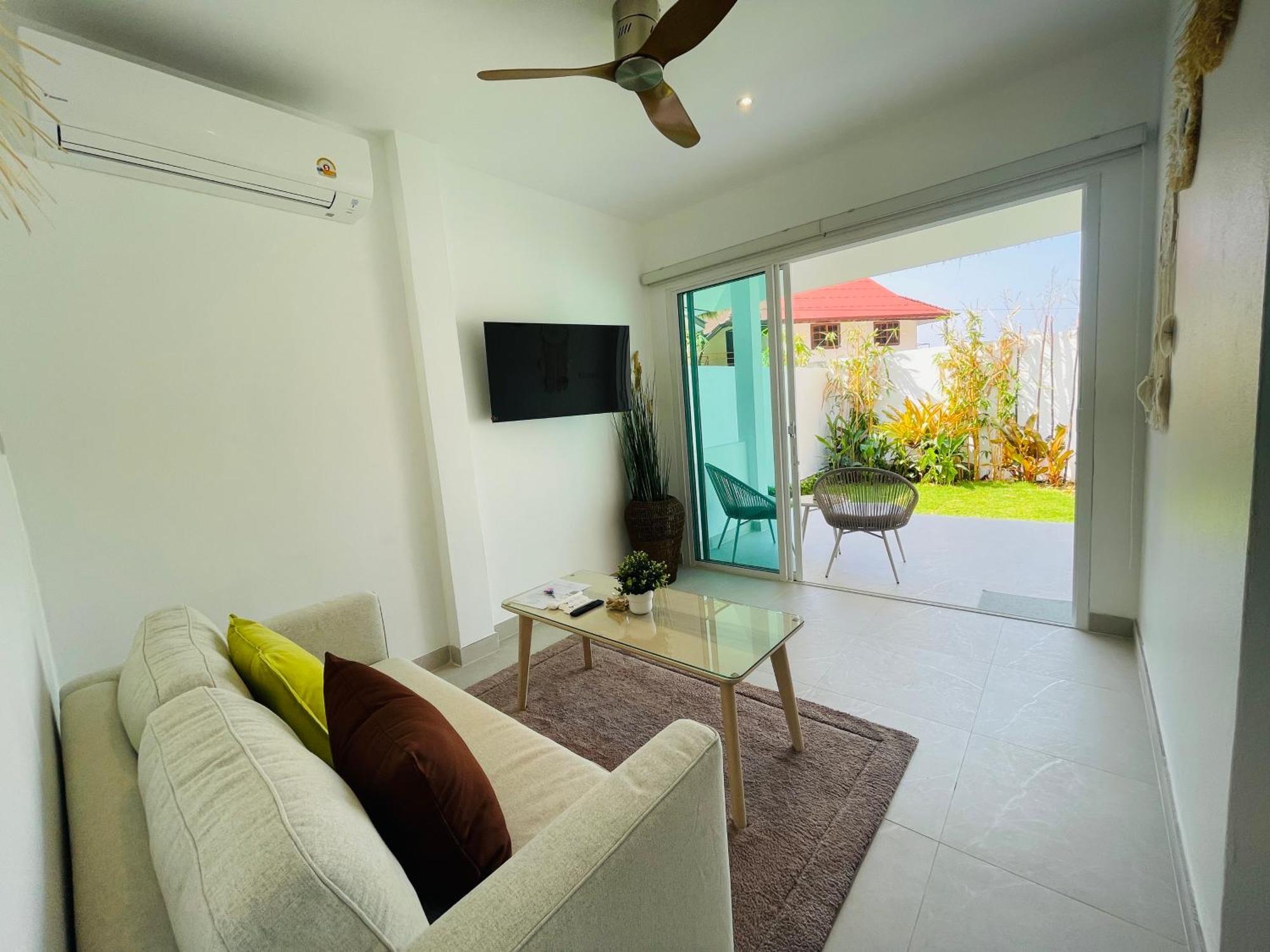 Baan Saint-Tropez Seaview Villas Kata Beach Zewnętrze zdjęcie