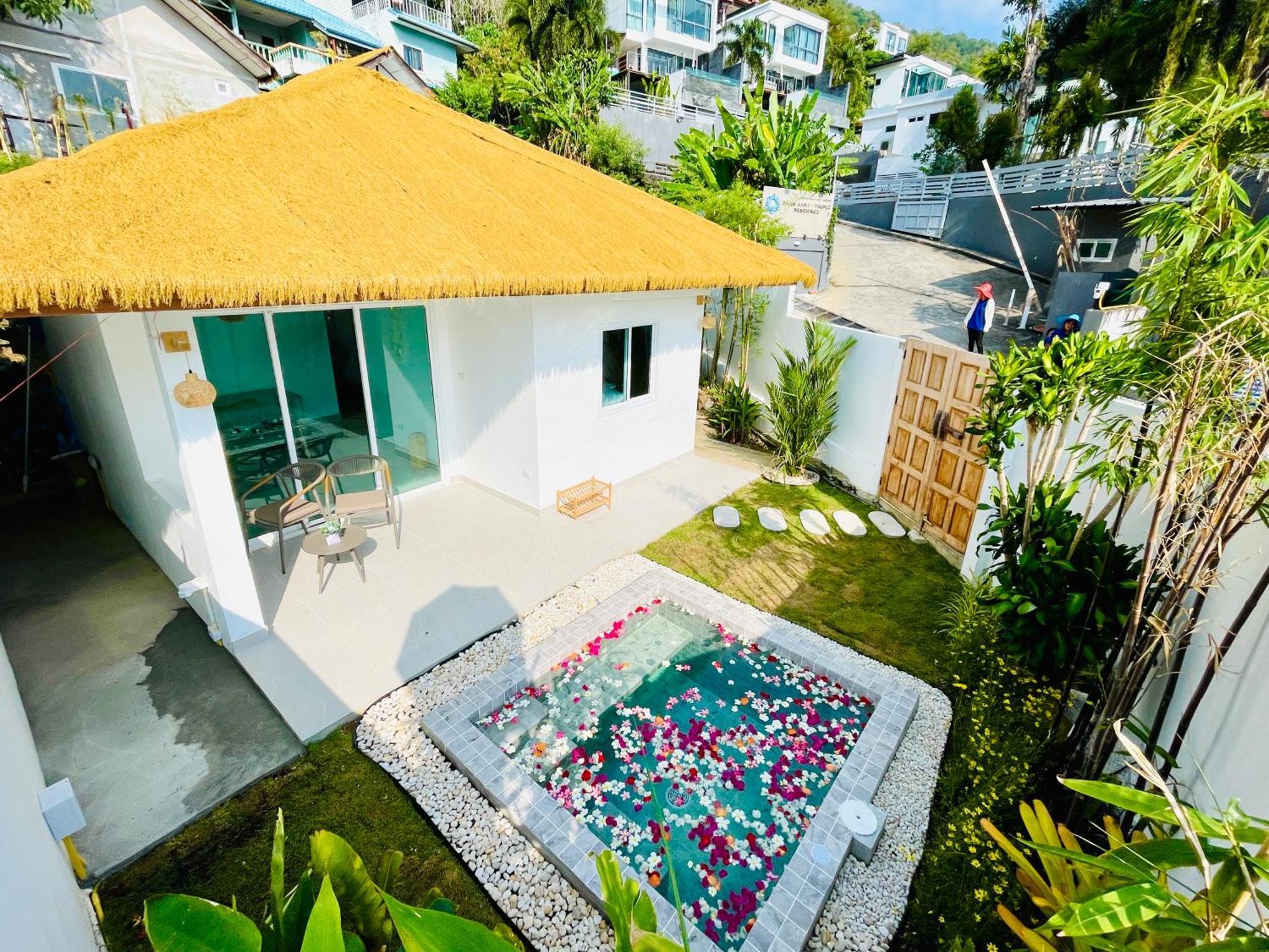 Baan Saint-Tropez Seaview Villas Kata Beach Zewnętrze zdjęcie