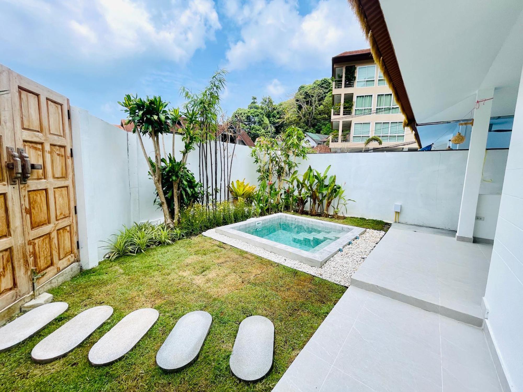 Baan Saint-Tropez Seaview Villas Kata Beach Zewnętrze zdjęcie