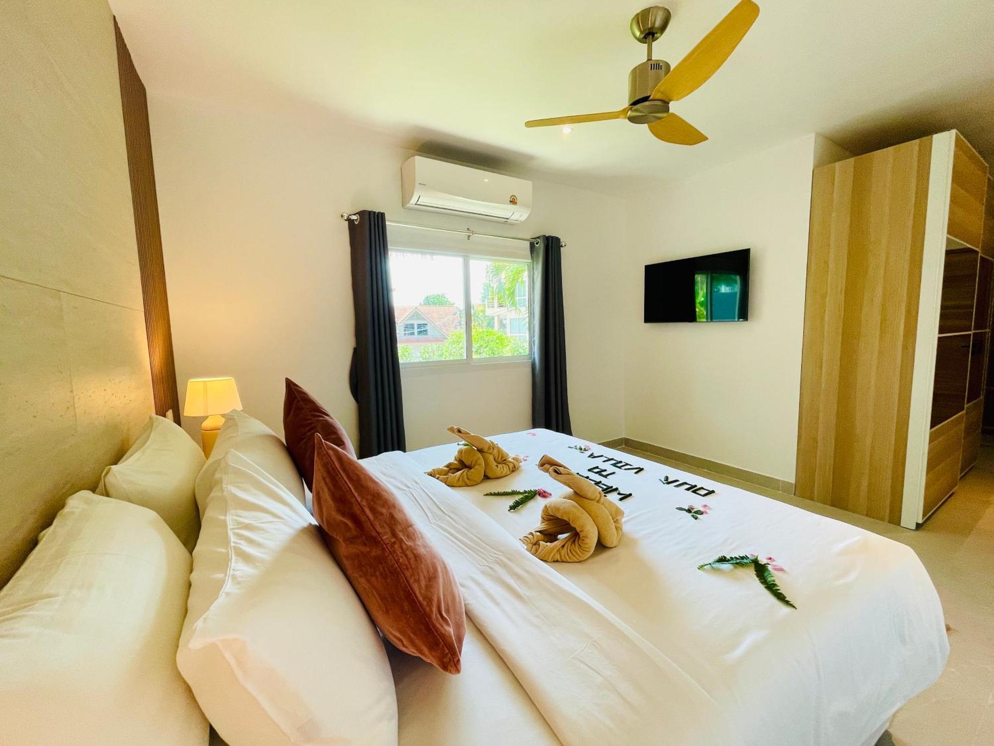 Baan Saint-Tropez Seaview Villas Kata Beach Zewnętrze zdjęcie