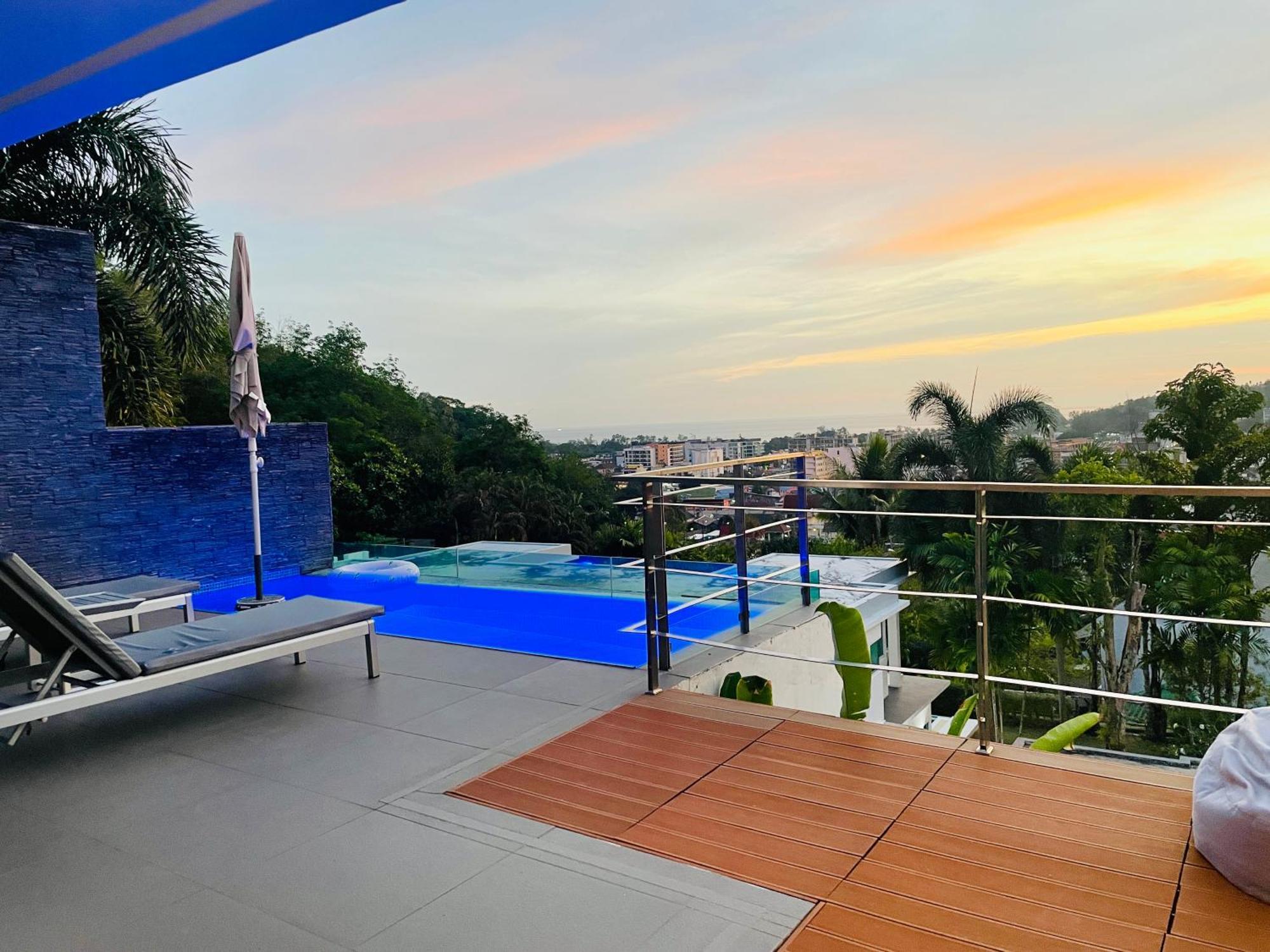 Baan Saint-Tropez Seaview Villas Kata Beach Zewnętrze zdjęcie