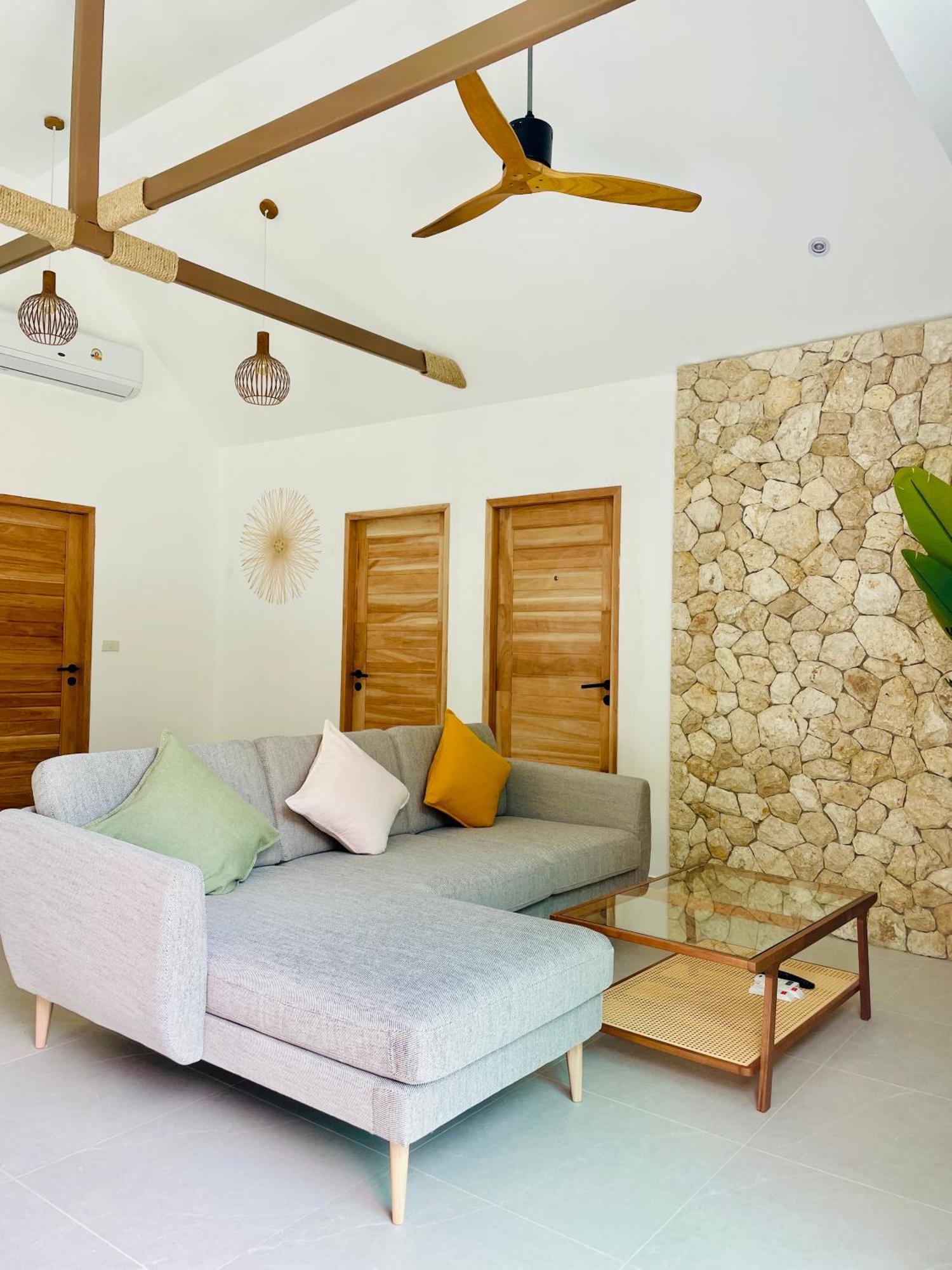 Baan Saint-Tropez Seaview Villas Kata Beach Zewnętrze zdjęcie
